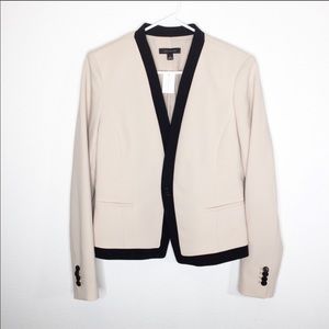 NWT Ann Taylor cream and black blazer sz 6